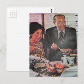 Carte Postale Happy Vintage Couple Eating (Devant / Derrière)