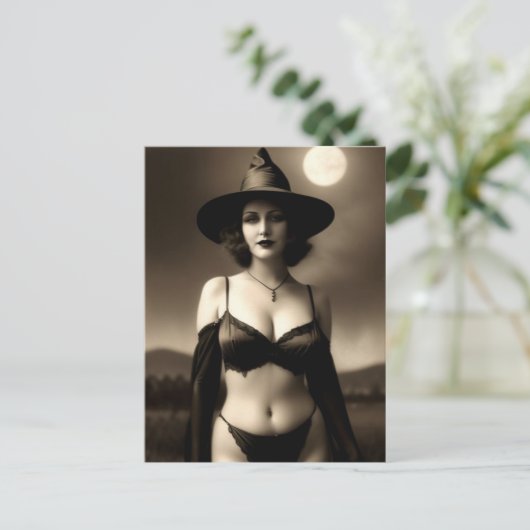 Carte postale Haunween Witch (Debout devant)