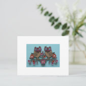 Carte Postale hibou brun aux fleurs (Debout devant)