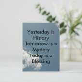 Carte Postale Hier c'est l'Histoire (Debout devant)