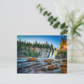 Carte Postale High Falls, Tettegouche Park, Minnesota (Debout devant)