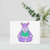 Carte Postale Hippo au Yoga en position assise (Debout devant)