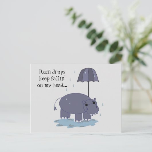 Carte Postale Hippo avec parapluie Rainy Day Saing (Debout devant)