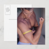 Carte Postale Homme mesurant biceps (Devant / Derrière)