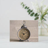 Carte Postale Horloge d'alarme avec chiffres romains (Debout devant)