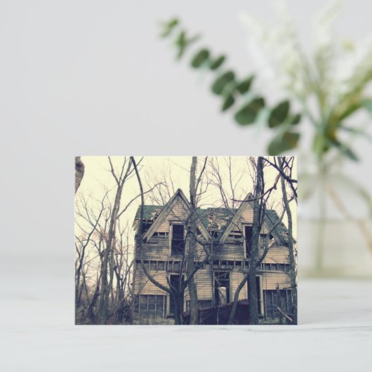 Carte postale House of Six Gables (Debout devant)