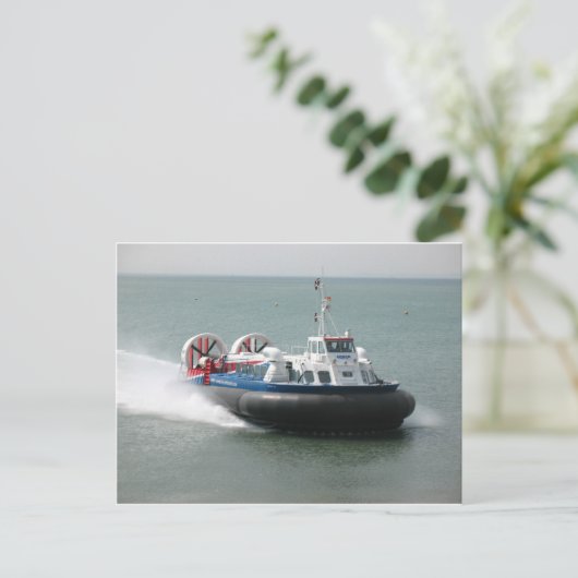 Carte postale Hovercraft (7343) (Debout devant)