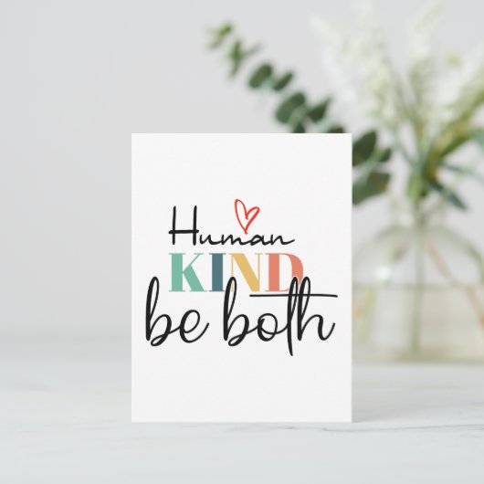 Carte Postale Humankind be two shirt, Kindness Shirt, Be Kind (Debout devant)