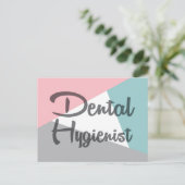 Carte Postale Hygiéniste Dentaire - Rétro Dentaire Rose Menthe G (Debout devant)