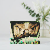 Carte Postale I Love Snailmail - La fille dans l'image (Debout devant)