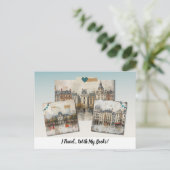 Carte Postale I Travel... With My Books! (Debout devant)