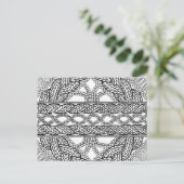 CARTE POSTALE II EN TRICOT CABLE BLANC (Debout devant)