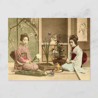 Carte Postale Ikebana - De Belles Kimono Girls Organisent Des Fl