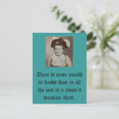 Carte Postale Il y a plus de richesse dans les livres... (Debout devant)