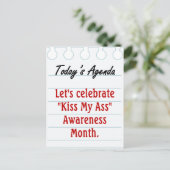 Carte Postale Il y a quelque chose dont vous devriez être au cou (Debout devant)