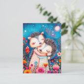 Carte Postale Illustration of two Hugging Hedgehogs in night at (Debout devant)