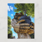 Carte Postale Incroyable Troll soutient un arbre (Devant)