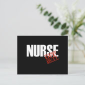 CARTE POSTALE INFIRMIÈRE HORS SERVICE (Debout devant)