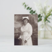 Carte Postale Infirmière vintage (Debout devant)