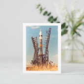 Carte Postale Installation de Soyouz Spacecraft à Baikonur (Debout devant)