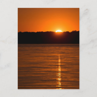 Carte Postale Installation du soleil sur le réservoir du lac Can