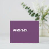 CARTE POSTALE INTERSEXE HASHTAG (Debout devant)