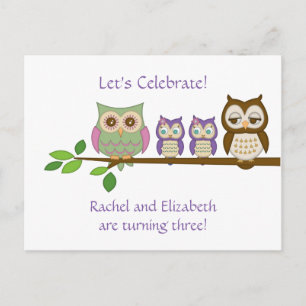 Carte Postale Invitation de fête d'anniversaire de Owl Twins