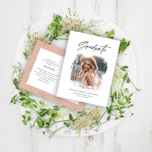 Carte Postale Invitation de la fête de graduation de la typograp