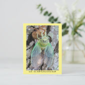 Carte Postale Iowa Cicada émerge d'une coquille (Debout devant)