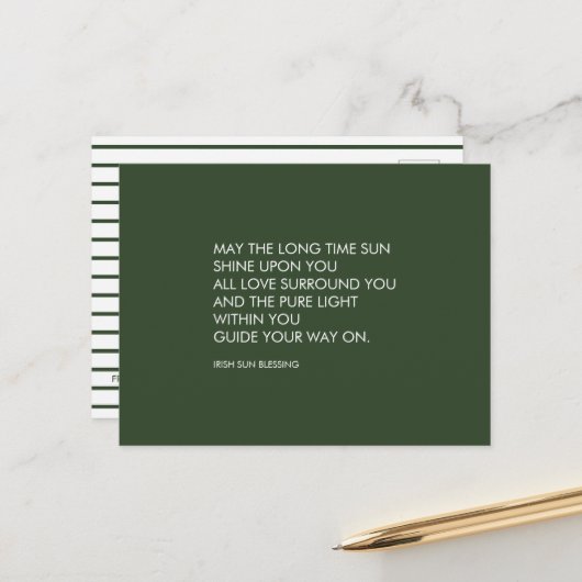 Carte Postale Irish Blessing Sage Vert & Blanc Stripe Moderne (Devant/Arrière en situation)
