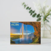 Carte Postale Islande - Cascade de Skogafoss (Debout devant)