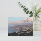 Carte postale italienne "Bella Sorrento" (Debout devant)