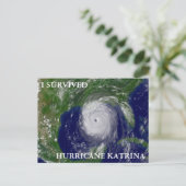 CARTE POSTALE J'AI SURVÉCU À L'HURRICANE KATRINA (Debout devant)