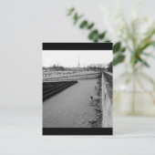 Carte Postale Jardin des Tuileries, Paris (Debout devant)