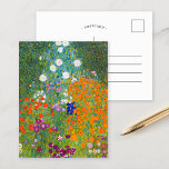 Carte Postale Jardin fleuri | Gustav Klimt<br><div class="desc">Jardin aux Fleurs (1905-1907) de l’artiste autrichien Gustav Klimt est un chef-d’oeuvre vibrant de l’art du début du XXe siècle. Cette scène luxuriante et impressionniste déborde de fleurs colorées dans une tapisserie de la nature fascinante, reflétant le style décoratif de Klimt et l’amour pour les motifs floraux. Les textures riches...</div>
