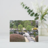 Carte Postale Jardin japonais 日 本 庭 園 (Debout devant)