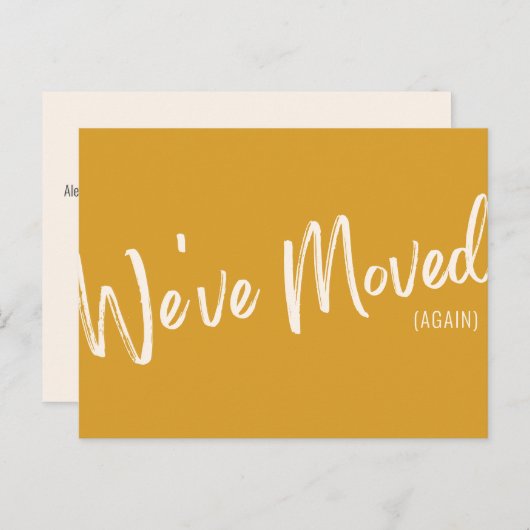 Carte Postale Jaune moderne Script chic Nous avons déplacé Faire (Devant / Derrière)
