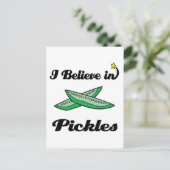 Carte Postale je crois aux cornichons (Debout devant)