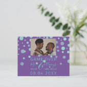 Carte Postale Jeu Sur Funny Enregistrer La Date Mariage Violet P (Debout devant)