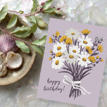 Carte Postale Joli Bouquet Daisy CUSTOM Joyeux Anniversaire<br><div class="desc">Customisez cette carte en modifiant le texte,  la police,  les couleurs et en ajoutant votre propre texte au verso ! Consultez mon magasin pour en savoir plus !</div>