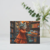 Carte Postale Joli Chaton en Robe Orange Faisant des Courses (Debout devant)