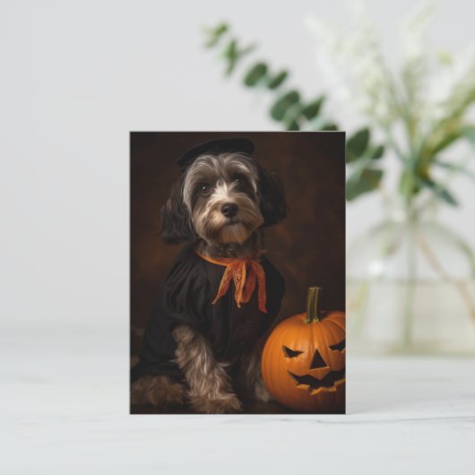 Carte Postale Joli chien d'Halloween avec Jack-o'-lantern (Debout devant)