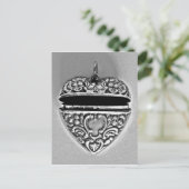 Carte Postale Joli coeur argenté (Debout devant)