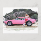 Carte Postale Jolie fille avec De Tomaso Pantera GTS (Devant)