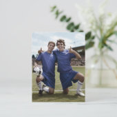 Carte Postale Joueurs de football applaudissant (Debout devant)