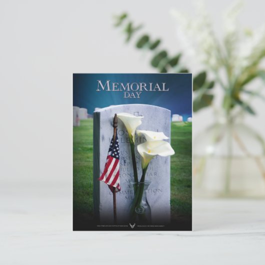 Carte Postale Journée commémorative (Debout devant)