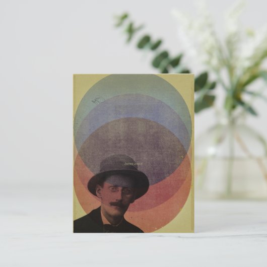 Carte Postale Joyce (Debout devant)