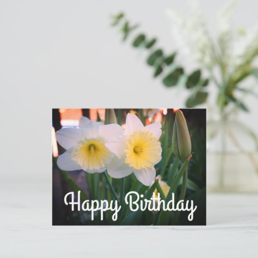 Carte postale Joyeuse Anniversaire à gros bonnets (Debout devant)