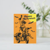 Carte Postale Joyeuse femme de moto Halloween en costume de chat (Debout devant)