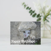 Carte Postale Joyeux anniversaire mignon chat se cachant (Debout devant)